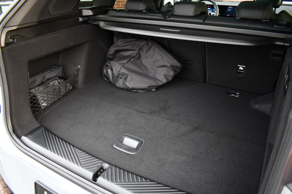 BMW X3 30e xDrive M-Sport Pro Pano Trekh DA-Prof H/K 360 El-zetel 21inch