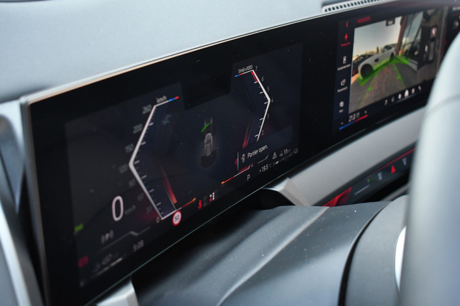 BMW X3 30e xDrive M-Sport Pro Pano Trekh DA-Prof H/K 360 El-zetel 21inch