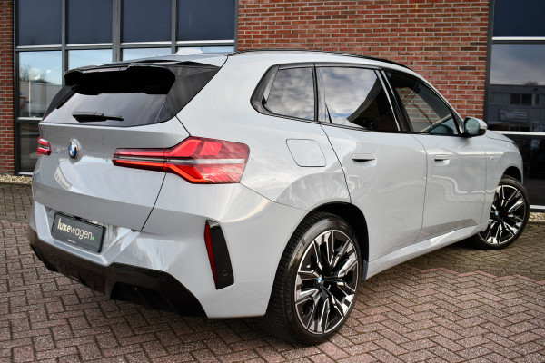 BMW X3 30e xDrive M-Sport Pro Pano Trekh DA-Prof H/K 360 El-zetel 21inch