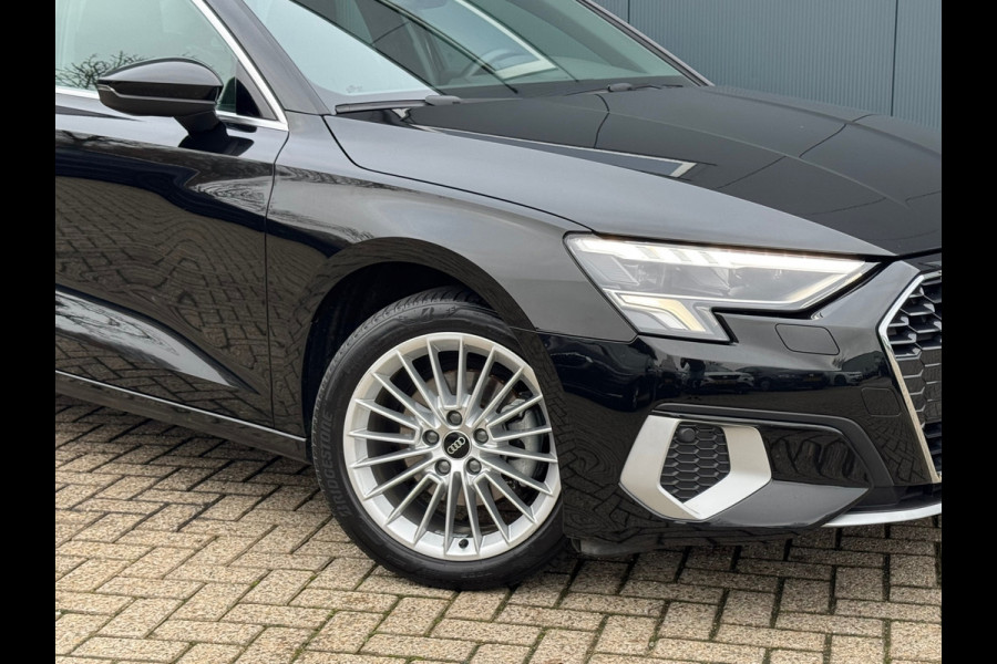 Audi A3 Limousine 30 TFSI Advanced edition * Navigatie * Parkeersensoren * Sportstoelen * Cruise Control *
