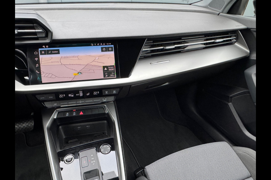 Audi A3 Limousine 30 TFSI Advanced edition * Navigatie * Parkeersensoren * Sportstoelen * Cruise Control *