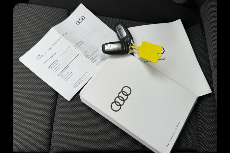 Audi A3 Limousine 30 TFSI Advanced edition * Navigatie * Parkeersensoren * Sportstoelen * Cruise Control *