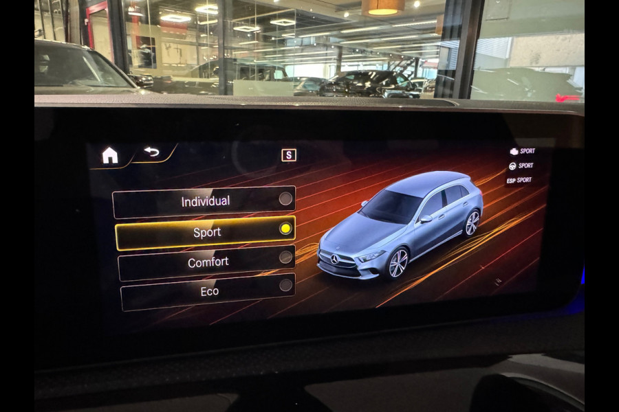 Mercedes-Benz A-Klasse 250 AMG Edition Memory|Sfeer|Burmester