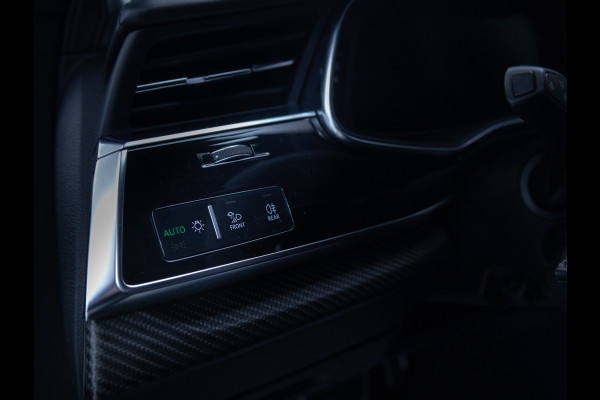 Audi RS Q8 RSQ8 4.0 V8 Urban Dynamic 800 PK / 1000 Nm Quattro | Keramisch | 24" Vossen | Akrapovic Titanium compleet | Panoramadak, Standkachel, Softclose, Stoelverw. & Ventilatie, Elec. trekhaak, B&O, 4 WST