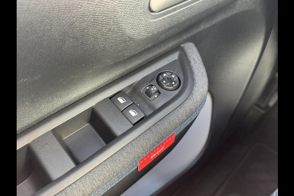 Citroën C3 1.2 Hybrid 110pk Business | Navi | Apple Carplay | 8 jaar garantie | Prijs is rijklaar