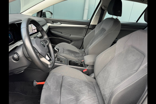 Volkswagen Golf 1.0 TSI Life * Memory * Massage * Camera * Side Assist *