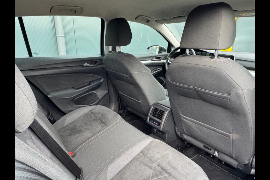 Volkswagen Golf 1.0 TSI Life * Memory * Massage * Camera * Side Assist *