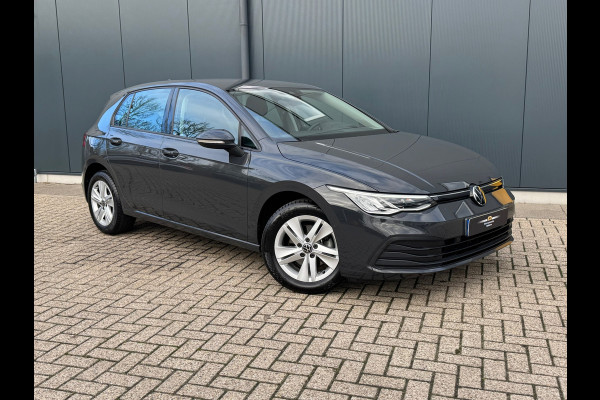 Volkswagen Golf 1.0 TSI Life * Memory * Massage * Camera * Side Assist *