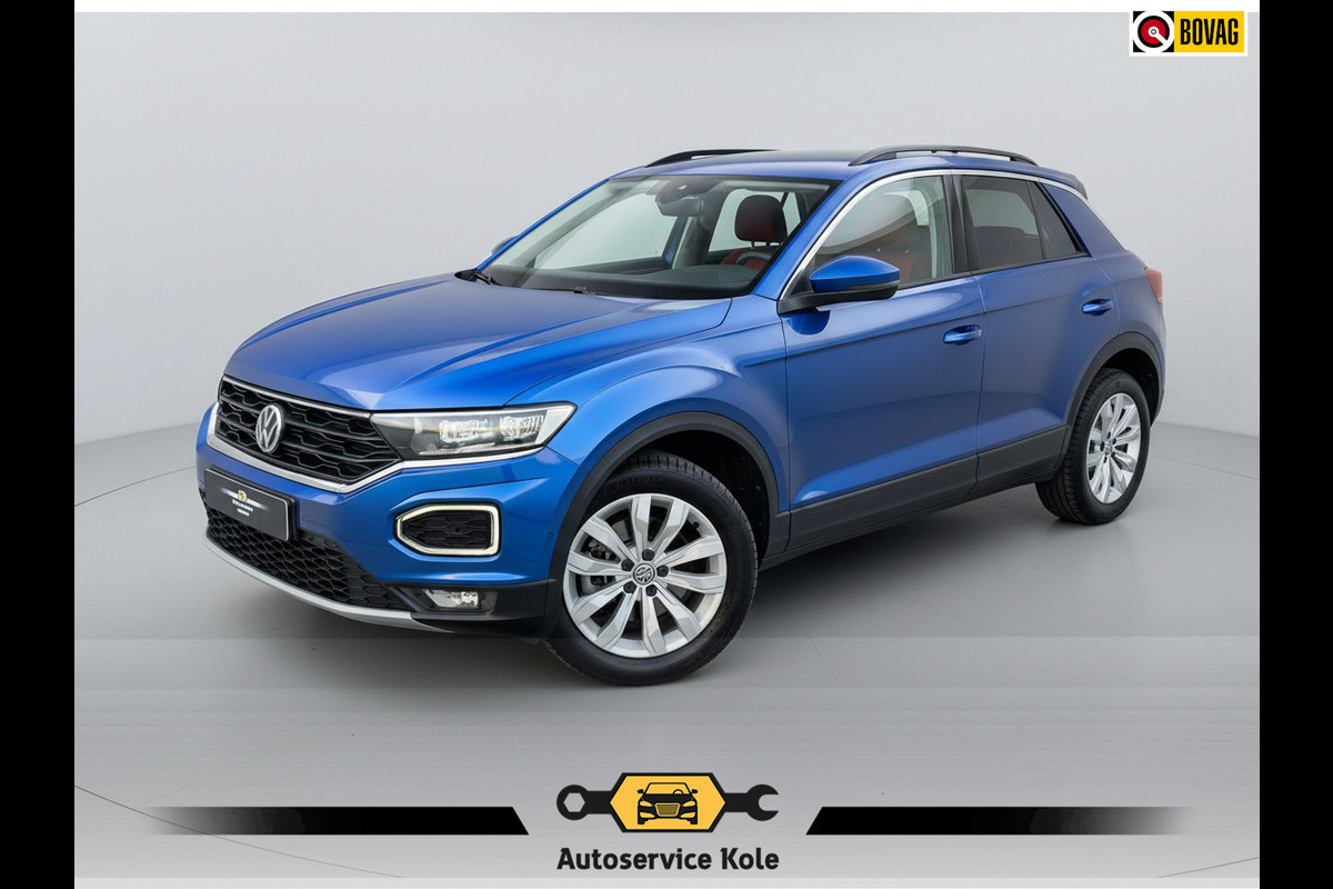 Volkswagen T-Roc 1.0 TSI Style * Navigatie * Led * Stoelverwarming * Adaptieve Cruise Control *