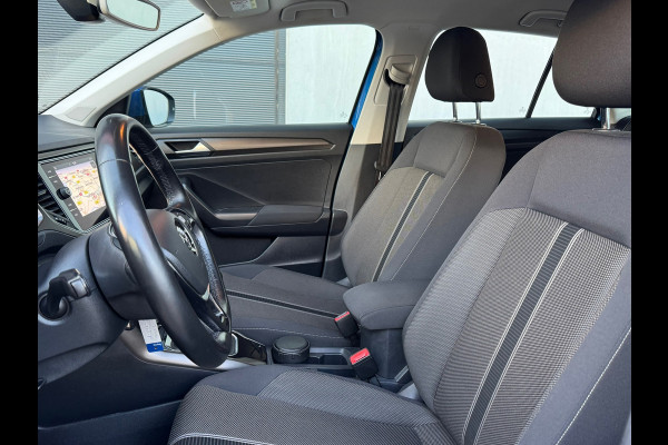 Volkswagen T-Roc 1.0 TSI Style * Navigatie * Led * Stoelverwarming * Adaptieve Cruise Control *