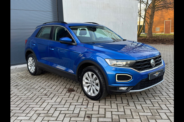 Volkswagen T-Roc 1.0 TSI Style * Navigatie * Led * Stoelverwarming * Adaptieve Cruise Control *