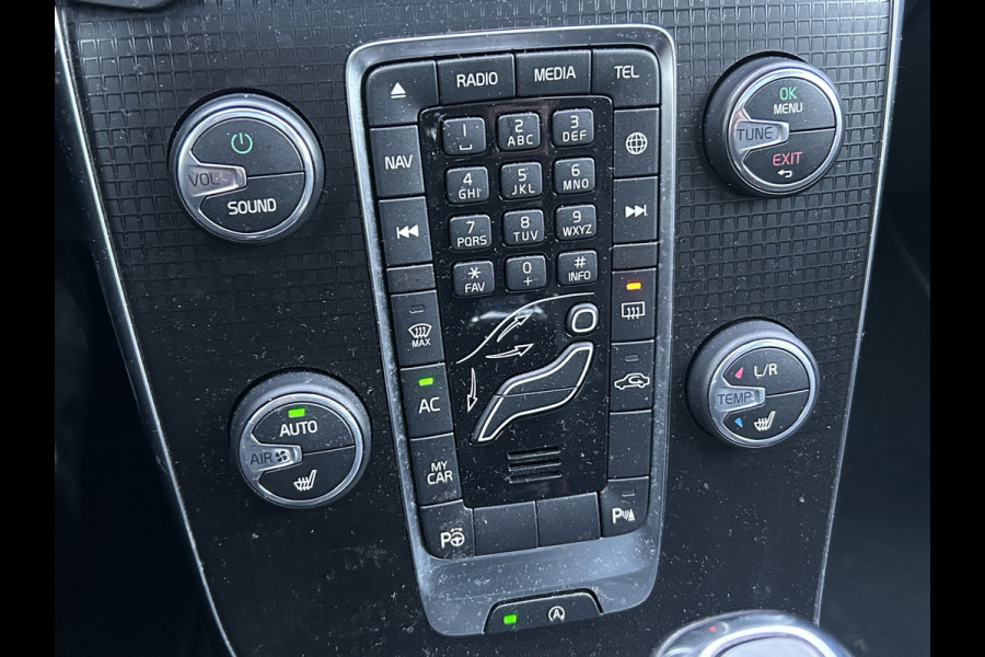 Volvo V40 BWJ 2018 | 2.0 D3 150PK R-DESIGN | TREKHAAK | PANO DAK | LEER | CAMERA A | CLIMA | NAVI | STOELVERW | PREMIUM AUDIO