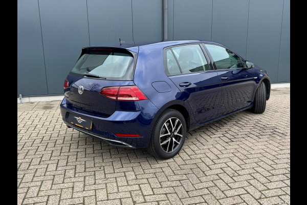Volkswagen e-Golf * Navigatie * Camera * Led * Allseason banden *