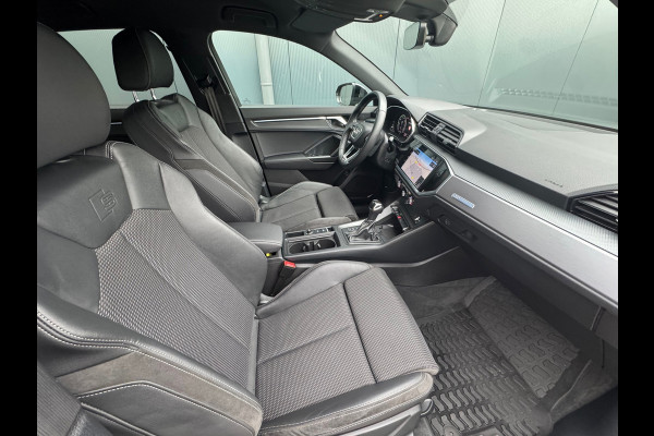 Audi Q3 45 TFSI e S-Line Edition * Navigatie * Stoelverwarming * Side Assist * Adaptieve Cruise Control *