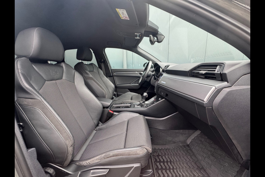 Audi Q3 45 TFSI e S-Line Edition * Navigatie * Stoelverwarming * Side Assist * Adaptieve Cruise Control *