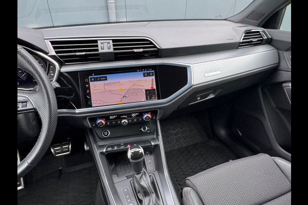 Audi Q3 45 TFSI e S-Line Edition * Navigatie * Stoelverwarming * Side Assist * Adaptieve Cruise Control *