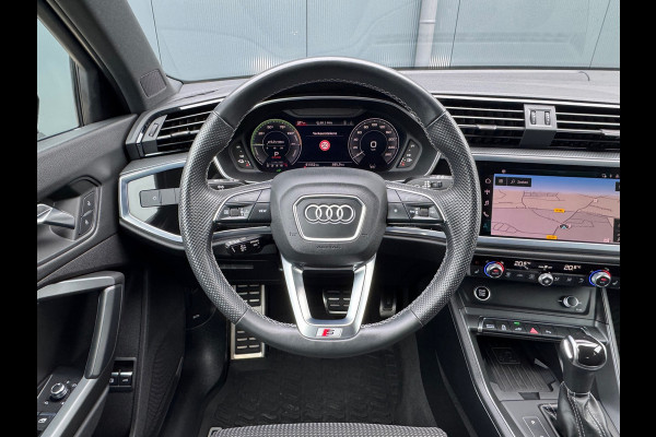 Audi Q3 45 TFSI e S-Line Edition * Navigatie * Stoelverwarming * Side Assist * Adaptieve Cruise Control *