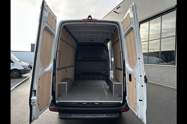 Mercedes-Benz Sprinter 317 CDI L2 H2 Automaat / 360 Camera / MBUX / Navigatie / Cruise control / Airco / 270 Graden achterdeuren