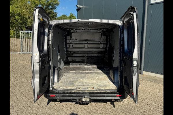 Nissan NV300 1.6 dCi 125 L2H1 * Cruise * PDC * Trekhaak *