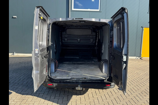 Nissan NV300 1.6 dCi 125 L2H1 * Cruise * PDC * Trekhaak *