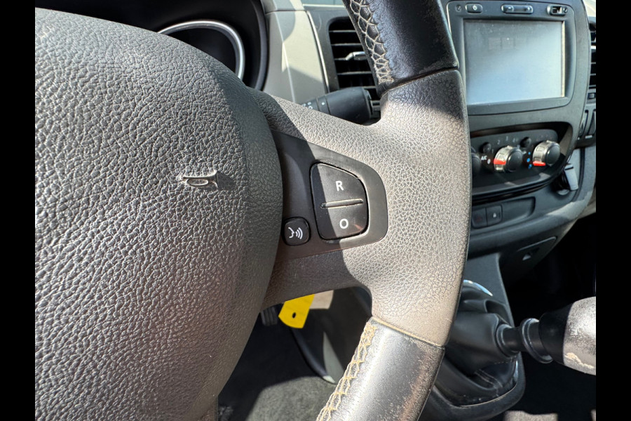 Nissan NV300 1.6 dCi 125 L2H1 * Cruise * PDC * Trekhaak *