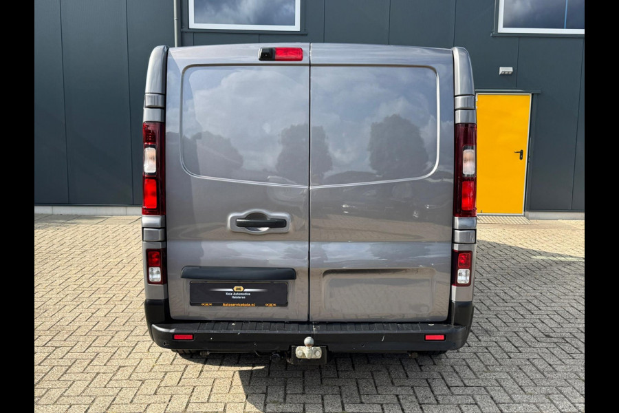 Renault Trafic 1.6 dCi T29 L2H1 (Nissan NV300) * Cruise Control * Parkeersensoren * Trekhaak *