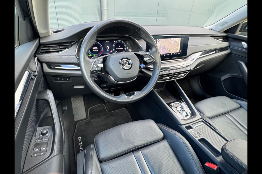 Škoda Octavia Combi 1.4 TSI iV PHEV * Panorama * Stoelventilatie * 2x Memory * Head-up Display *