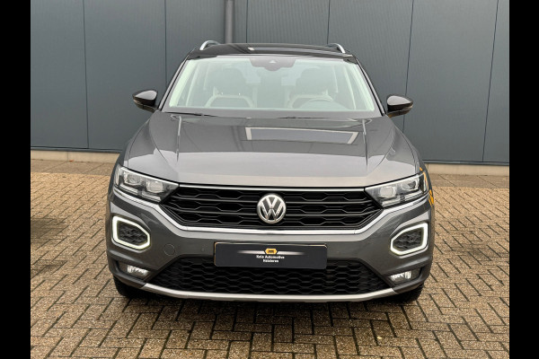 Volkswagen T-Roc 1.5 TSI Automaat Sport * Virtual Cockpit * Carplay * Full Led * Adaptieve Cruise *