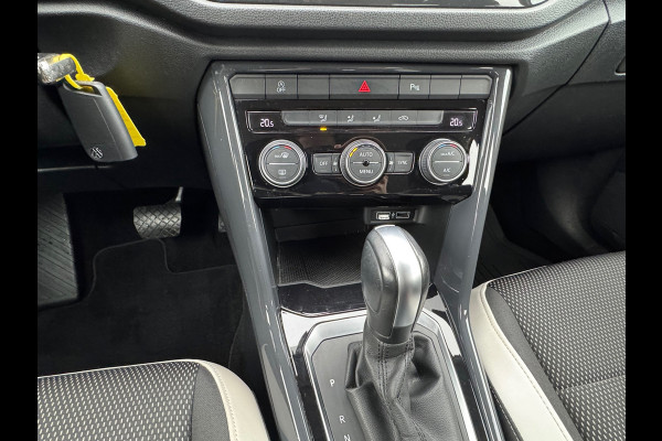 Volkswagen T-Roc 1.5 TSI Automaat Sport * Virtual Cockpit * Carplay * Full Led * Adaptieve Cruise *