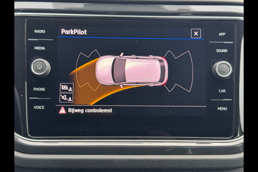 Volkswagen T-Roc 1.5 TSI Automaat Sport * Virtual Cockpit * Carplay * Full Led * Adaptieve Cruise *