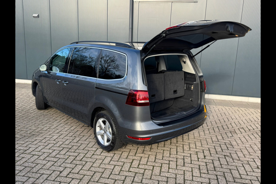 Volkswagen Sharan 1.4 TSI Automaat 7 Pers. * Carplay * Stoelverwarming * Cruise Control *