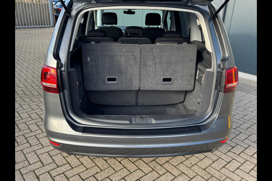 Volkswagen Sharan 1.4 TSI Automaat 7 Pers. * Carplay * Stoelverwarming * Cruise Control *