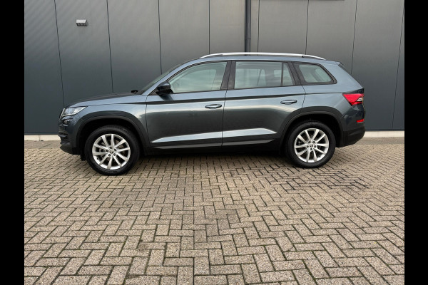 Škoda Kodiaq 1.5 TSI Automaat Business Edition 7 persoons * Trekhaak * Camera * Led * Navigatie *