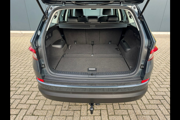 Škoda Kodiaq 1.5 TSI Automaat Business Edition 7 persoons * Trekhaak * Camera * Led * Navigatie *