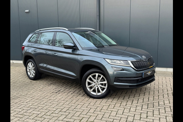 Škoda Kodiaq 1.5 TSI Automaat Business Edition 7 persoons * Trekhaak * Camera * Led * Navigatie *