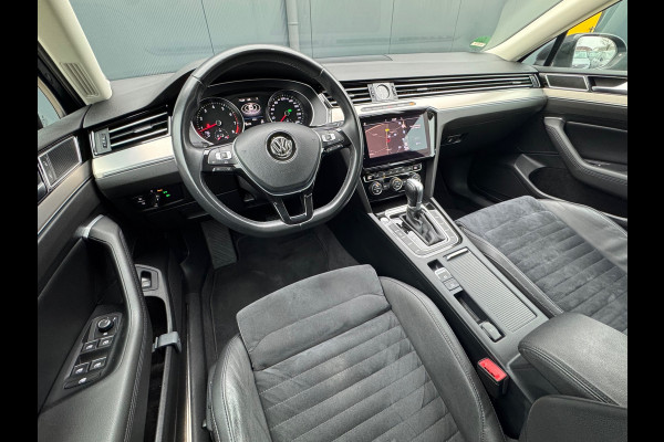 Volkswagen Passat Variant 1.4 TSI Automaat Highline * Trekhaak * Camera * Stoelverwarming * Adaptieve Cruise Control *