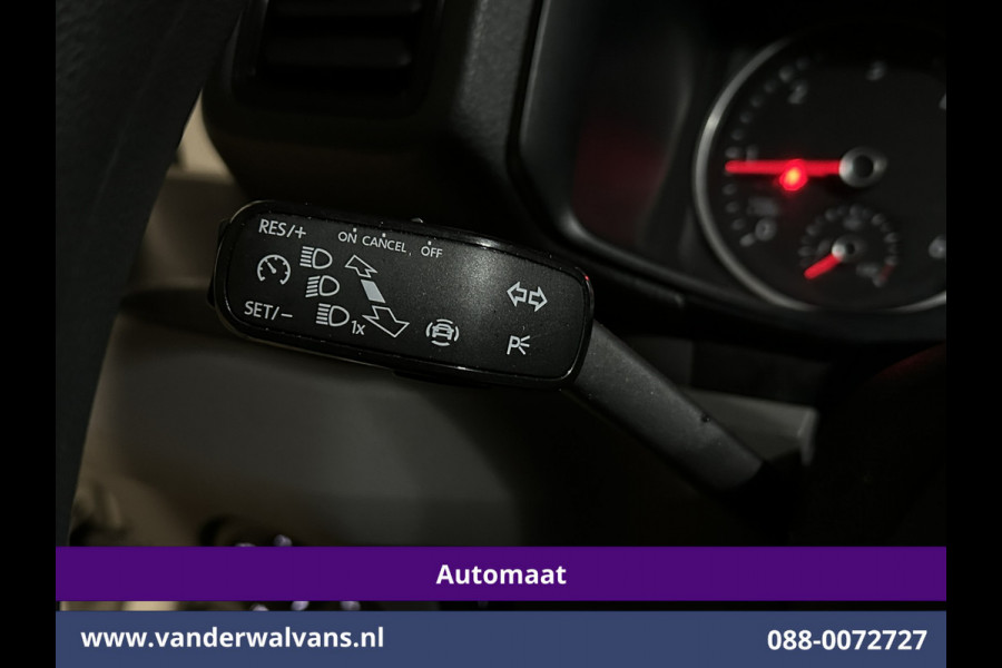 Volkswagen Crafter 2.0 TDI 141pk Automaat L3H2 L2H1 Inrichting Euro6 Airco | Navigatie | Camera Apple Carplay, Android Auto, Cruisecontrol, Bijrijdersbank, 3000kg trekvermogen