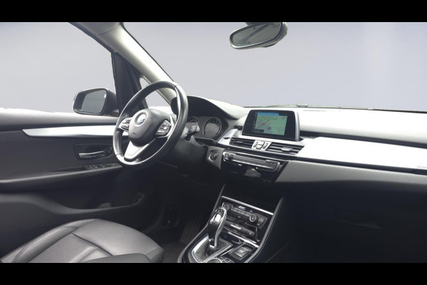 BMW 2 Serie Active Tourer 218i Executive | Panorama | Navigatie | Leder | Cruise