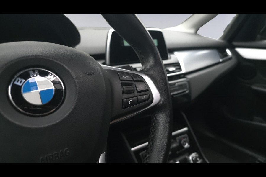 BMW 2 Serie Active Tourer 218i Executive | Panorama | Navigatie | Leder | Cruise
