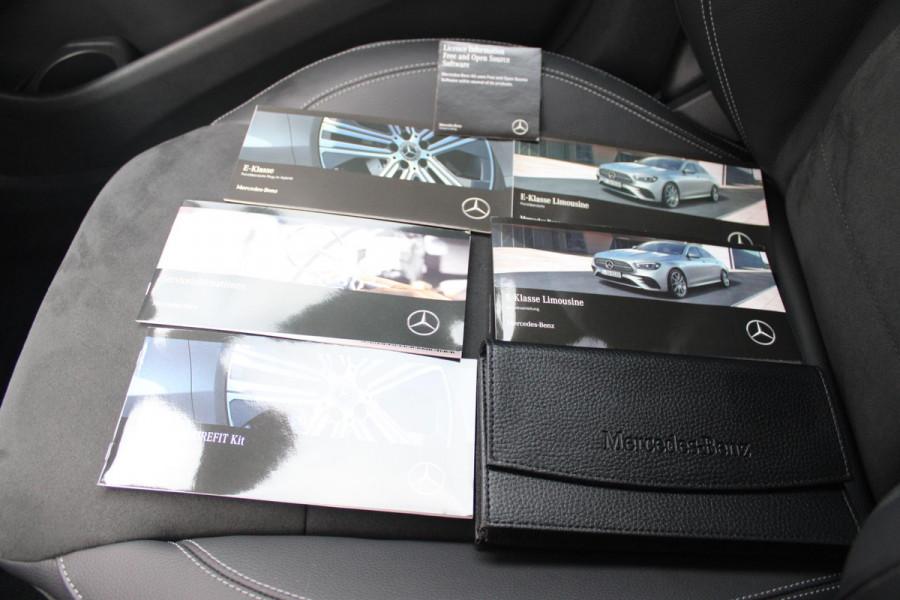 Mercedes-Benz E-Klasse 300e 320PK BUSINESS SOLUTION AMG NIGHT EDITION | MULTISPAAKS AMG VELGEN | 360° CAMERA | | TREKHAAK | MULTIBEAM MATRIX LED KOPLAMPEN | LED ACHTERLICHTEN | ELEKTRISCH VERSTELBARE VOORSTOELEN MET GEHEUGEN FUNCTIE |  ALCANTARA / KUNSTLEDEREN BEKLEDING | VOORSTOELEN VERWARMBAAR | FULL MAP MBUX AUGMENTED REALITY NAVIGATIE | VERKEERSLICHTWEERGAVE | APPLE CARPLAY / ANDROID AUTO | SFEERVERLICHTING | ELEKTRONIC CLIMATE CONTROL |