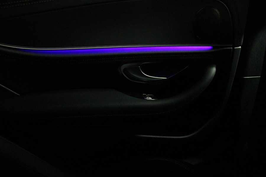 Mercedes-Benz E-Klasse 300e 320PK BUSINESS SOLUTION AMG NIGHT EDITION | MULTISPAAKS AMG VELGEN | 360° CAMERA | | TREKHAAK | MULTIBEAM MATRIX LED KOPLAMPEN | LED ACHTERLICHTEN | ELEKTRISCH VERSTELBARE VOORSTOELEN MET GEHEUGEN FUNCTIE |  ALCANTARA / KUNSTLEDEREN BEKLEDING | VOORSTOELEN VERWARMBAAR | FULL MAP MBUX AUGMENTED REALITY NAVIGATIE | VERKEERSLICHTWEERGAVE | APPLE CARPLAY / ANDROID AUTO | SFEERVERLICHTING | ELEKTRONIC CLIMATE CONTROL |