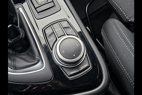 BMW 2 Serie Gran Tourer 218i Business Edition | Automaat | LED | Trekhaak | Stoelverwarming | PDC | Elek. achterklep | HUD | Navi |