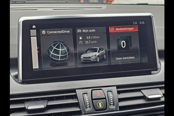 BMW 2 Serie Gran Tourer 218i Business Edition | Automaat | LED | Trekhaak | Stoelverwarming | PDC | Elek. achterklep | HUD | Navi |