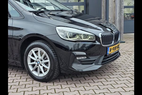BMW 2 Serie Gran Tourer 218i Business Edition | Automaat | LED | Trekhaak | Stoelverwarming | PDC | Elek. achterklep | HUD | Navi |