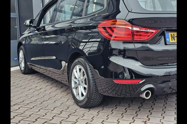 BMW 2 Serie Gran Tourer 218i Business Edition | Automaat | LED | Trekhaak | Stoelverwarming | PDC | Elek. achterklep | HUD | Navi |