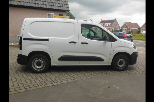 Citroën Berlingo 1.5 BlueHDI Control Exl. b.t.w. Staat in Hoogeveen
