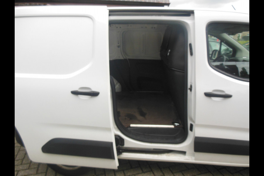 Citroën Berlingo 1.5 BlueHDI Control Exl. b.t.w. Staat in Hoogeveen
