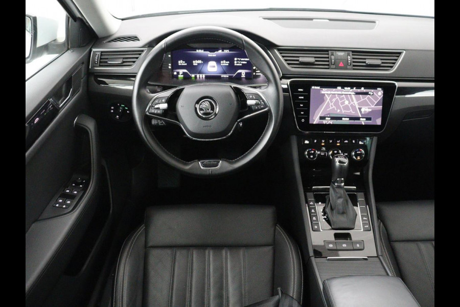 Škoda Superb 1.4 TSI iV Laurin & Klement | Panoramadak | Stoelventilatie | Leder | Trekhaak | Canton Sound | Virtual Cockpit | Navigatie | Memory | Achterbankverwarming | Full LED | Keyless | Carplay | PHEV