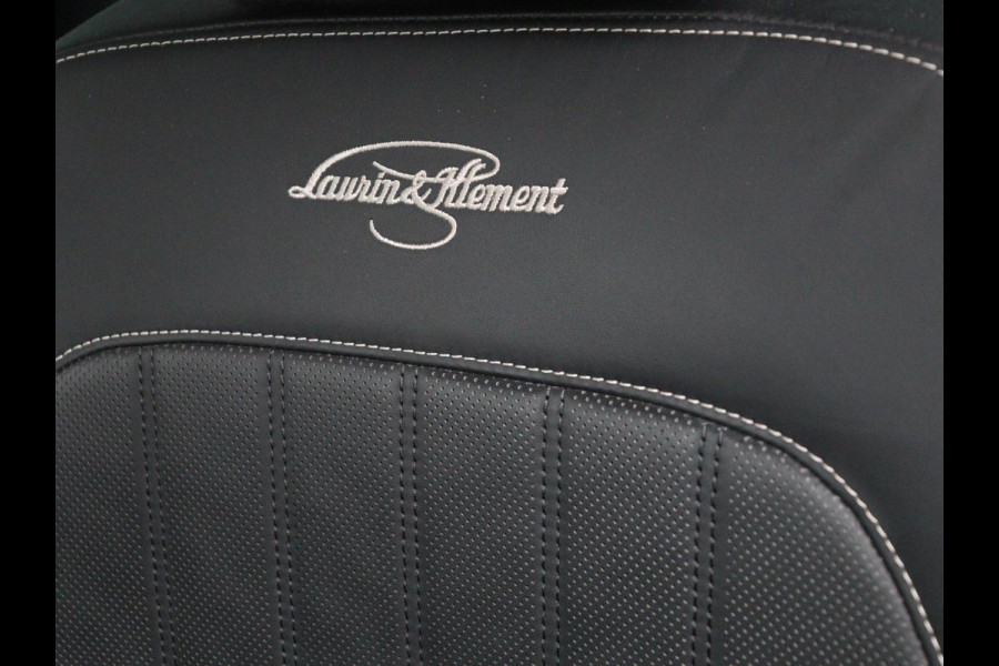 Škoda Superb 1.4 TSI iV Laurin & Klement | Panoramadak | Stoelventilatie | Leder | Trekhaak | Canton Sound | Virtual Cockpit | Navigatie | Memory | Achterbankverwarming | Full LED | Keyless | Carplay | PHEV