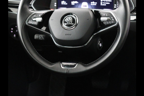 Škoda Superb 1.4 TSI iV Laurin & Klement | Panoramadak | Stoelventilatie | Leder | Trekhaak | Canton Sound | Virtual Cockpit | Navigatie | Memory | Achterbankverwarming | Full LED | Keyless | Carplay | PHEV